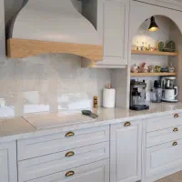 کابینت رنگ پلی اورتان و انزو