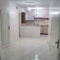 ۴۴ متر/ با پارکینگ / طبقه اول