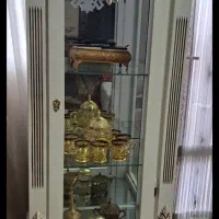 بوفه وساعت