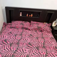 تخت دونفره بهمراه تشک