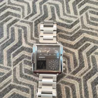 ساعت شیک مد روز دو زمانه