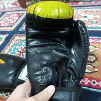 دستکش بوکس مدل roxدر حد نو|تجهیزات ورزشی|تهران, فرحزاد|دیوار