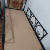 تخت آهنی فرفورژه سالم