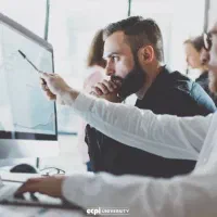 کار آموز و کارشناس it