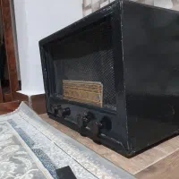 رادیو قدیمی با قدمت ۹۰ سال