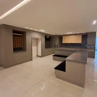 اجاره 360 متر طبقه چهارم ۴ خواب ۳پارکینگ مشتاق دوم