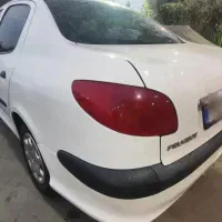 پژو ۲۰۶ sd v8 سفید مدل ۱۳۹۳|خودرو سواری و وانت|هادی شهر, |دیوار