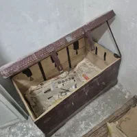 صندوق فلزی قدیمی