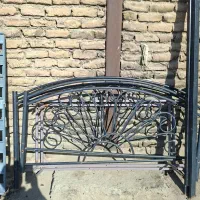 تخت تمام فلزی سالم وتمیز