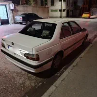 ماشین مدل ۸۱ سندتک برگ سبز