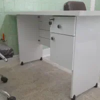 میز اداری ۱۲۰*۶۰ کاملا نو|دفتر کار|تربت‌حیدریه, قائم|دیوار