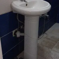 روشویی پایه دار