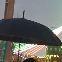 گمشده چتر یادگاری