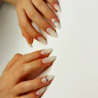 کاشت ناخن*آموزش کاشت پودر وژل*با ۶ ماه پشتیبانی|خدمات آرایشگری و زیبایی|دورود, |دیوار