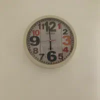 ساعت دیواری