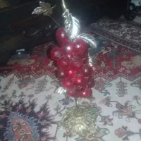 انگورباپایه وبرگهای برنزی زیباانگ