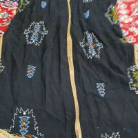 تعدادی لباس نو
