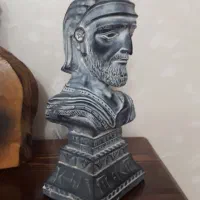 یک جفت سنگی و سایر لوازم منزل. کاملا نونو