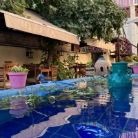 استخدام خانم برای نظافت و شستن ظرف رستوران