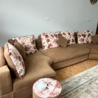 مبل L هشت نفره میزنهار خوری چهار نفره ویترین