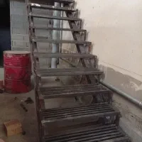 جوشکاری سیار (خرده کاری)راویز بندی شیروانی بیرقی|خدمات پیشه و مهارت|تبریز, |دیوار