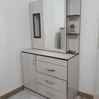 تخت ودراول درحدنو تصویرگویای نوبودن هست