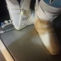 کفش اسکی|کیف، کفش، کمربند|رشت, بلوار گیلان|دیوار