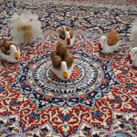 رومیزی های مخمل یراقدوزی قدیمی آستردار و قو تزینی|صنایع دستی و سایر لوازم تزئینی|رباط‌کریم, رباط‌کریم|دیوار