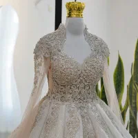 فروش لباس عروس در حد نو