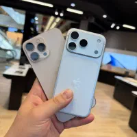 فروشنده و خر یدار گوشی ایفون کارکرده