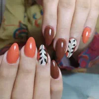 کاشت و ترمیم ناخن مهرشهردر محیطی گرم و سالنی شیک|خدمات آرایشگری و زیبایی|کرج, باغ سیب|دیوار