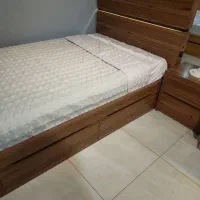 تخت یک نفره عرض ۹۰و ۱۲۰