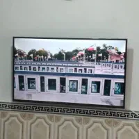 32 اینچ تلویزیون