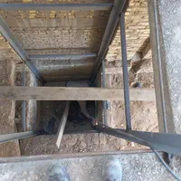 جوشکاری اسانسور اهن کشی، نصب ریل، نصب درب|خدمات پیشه و مهارت|یزد, |دیوار