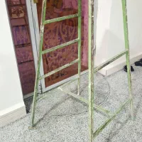 چهارپایه اهنی|ابزارآلات|شوش, |دیوار