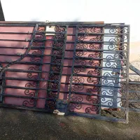 دروازه دارم (سفارشی کار میکنم)