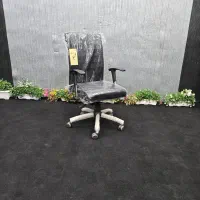 صندلی اداری فرم دار صدفی|مبلمان اداری|تهران, امین حضور|دیوار