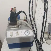 اتو بخار صنعتی ۳لیتری(چینی)درحد صفر