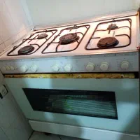 گاز ۵ شعله فردار|اجاق گاز و لوازم برقی پخت‌وپز|رشت, سعدی (تختی)|دیوار