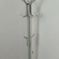 جالباسی ایستاده کوچیک مناسب اتاق کودک