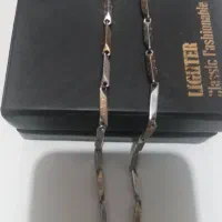 زنجیر|بدلیجات|رشت, دخانیات|دیوار