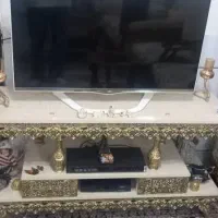 میزجنس برنز ویترین برنز