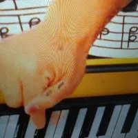 من کمکت  میکنم  موزیسین  واقعی بشی