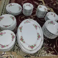 سرویس چینی آنتیک کامل و کم‌نظیر ( سالم و شیک)