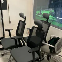 میز و صندلی، رک یو پی اس ups