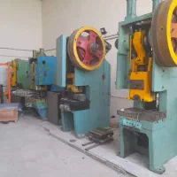 خدمات پرسکاری ، قالبسازی ،ماشینکاری و مهندسی