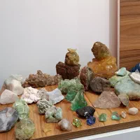 سنگ های قیمتی|جواهرات|زنجان, |دیوار