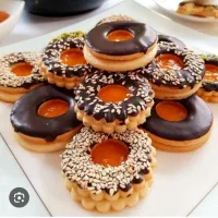 نیازمند فروشنده خانم