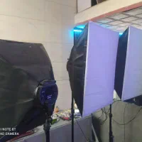 پروژکتور نور ثابت به همراه پرده سبز