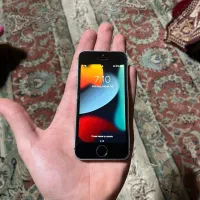 ایفون se2016(۶۴گیگ)همه چی اصلی